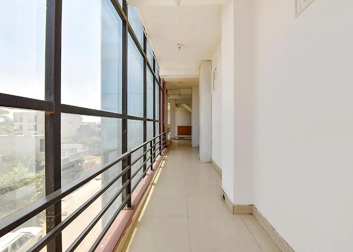 Fabhotel Fly View
